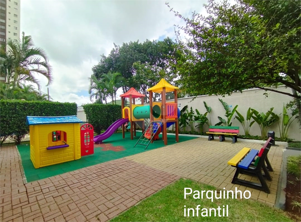Apartamento 3 Dormitórios, Suíte, Vaga. Parque Novo Mundo