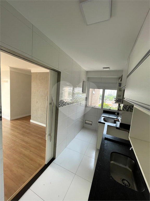 Apartamento 3 Dormitórios, Suíte, Vaga. Parque Novo Mundo