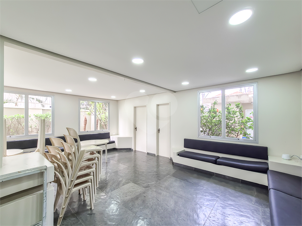 Apartamento - Saúde - 2 Dormitórios/Quartos - 1 Banheiro - 1 Vaga