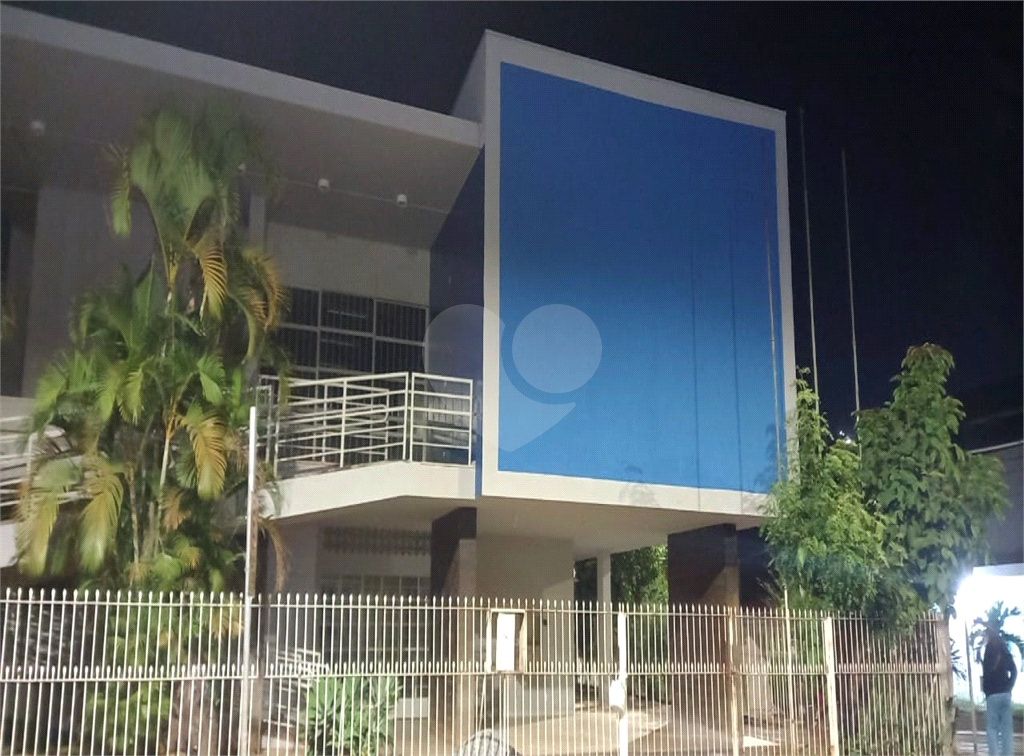 PRÉDIO INTEIRO em BELA VISTA