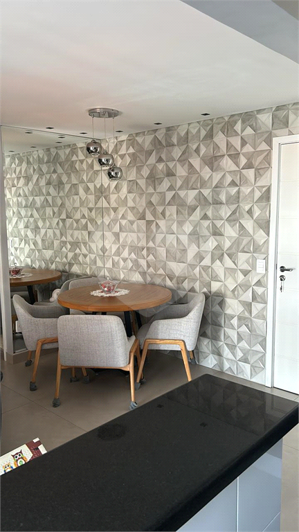 Apartamento na Parada Inglesa, 2 dormitórios 1 suíte e 2 vagas 