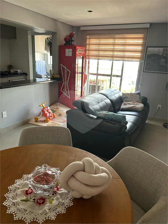 Apartamento na Parada Inglesa, 2 dormitórios 1 suíte e 2 vagas 