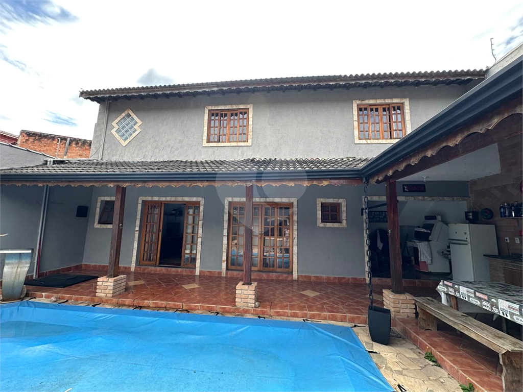Sobrado, 4 quartos, 350 m² - Foto 1