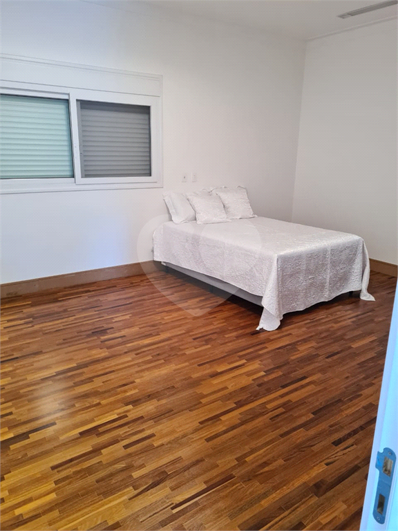 Casa de Condomínio à venda com 4 quartos, 744m² - Foto 17