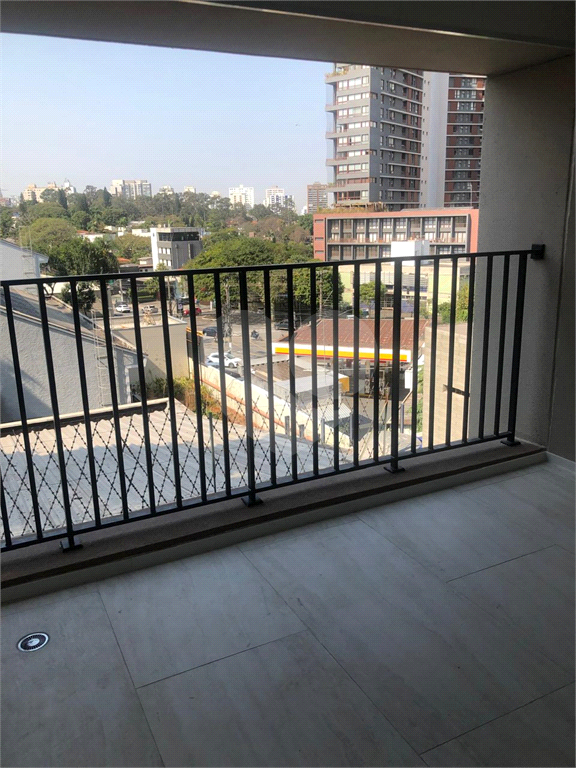 Apartamento, 1 quarto, 27 m² - Foto 2