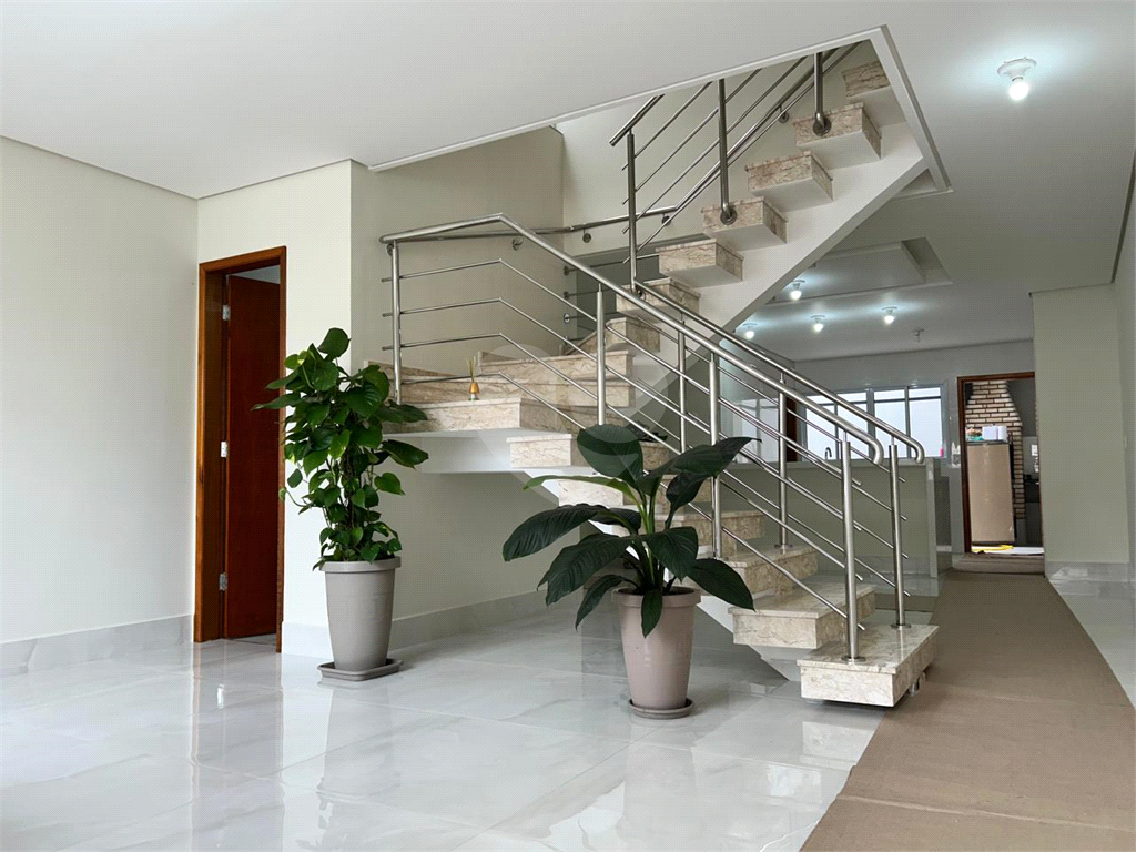 Casa à venda Nova Santana – 147m², 3 dormitórios, 4 banheiros e 2 vagas!