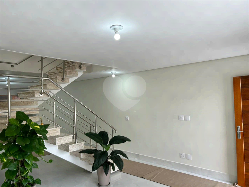 Casa à venda Nova Santana – 147m², 3 dormitórios, 4 banheiros e 2 vagas!