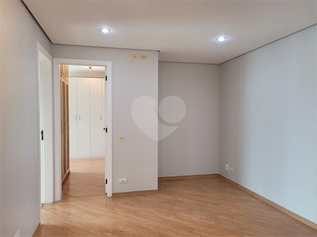 APARTAMENTO em VILA MARIANA