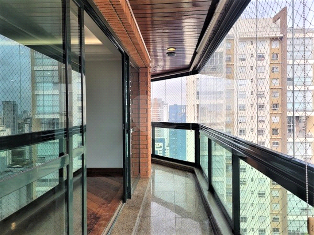 APARTAMENTO em VILA MARIANA