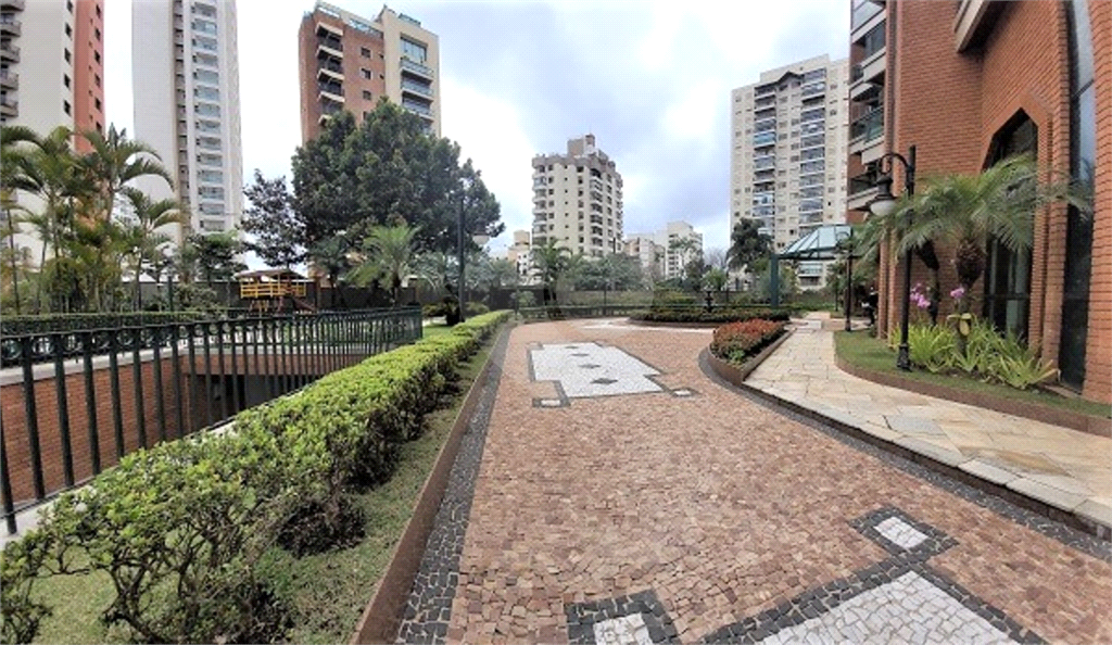 APARTAMENTO em VILA MARIANA