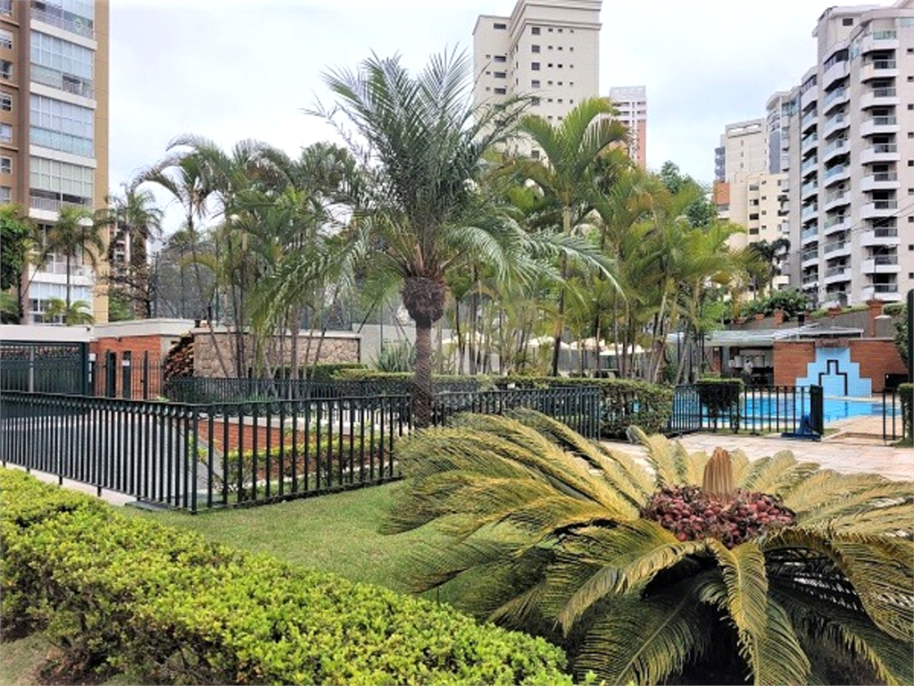 APARTAMENTO em VILA MARIANA
