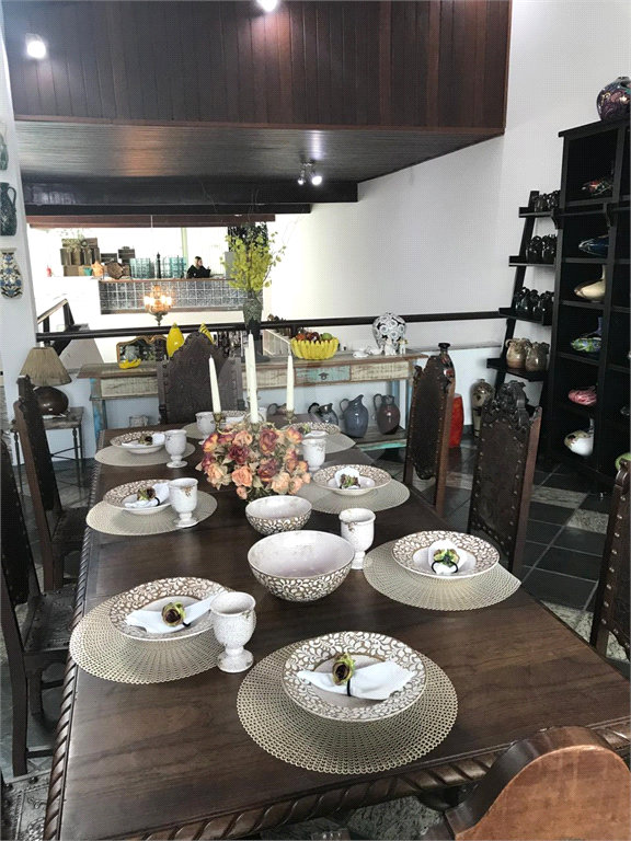 Casa à venda e aluguel com 3 quartos, 500m² - Foto 11
