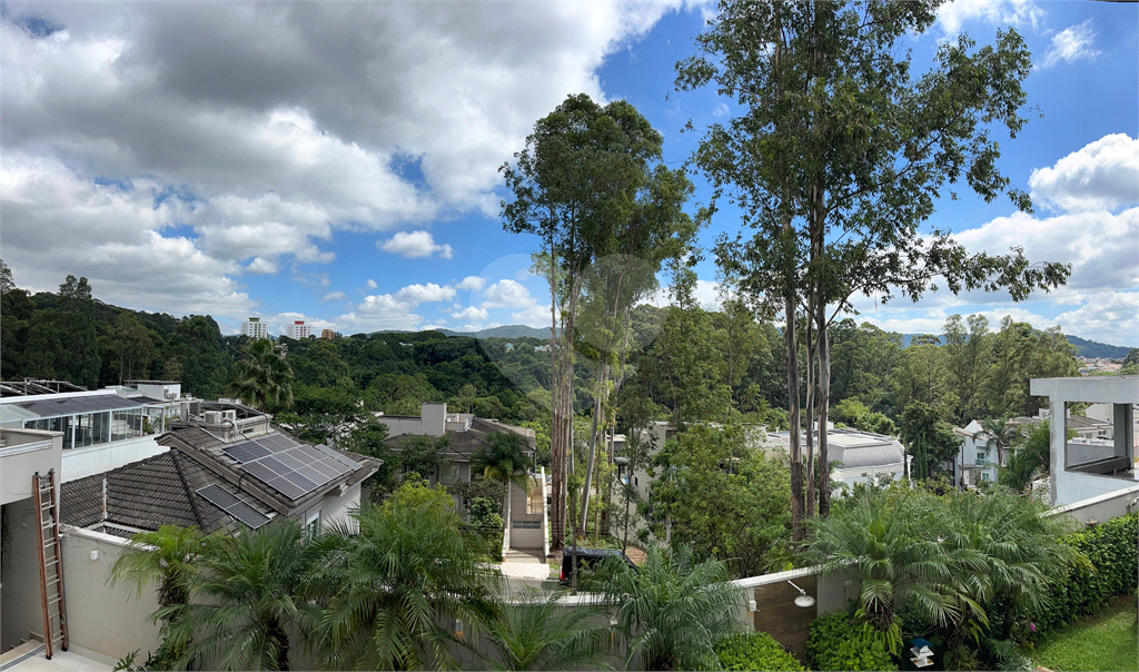 CASA CONDOMÍNIO DE ALTO PADRÃO