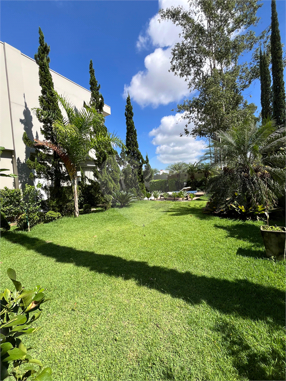 CASA CONDOMÍNIO DE ALTO PADRÃO