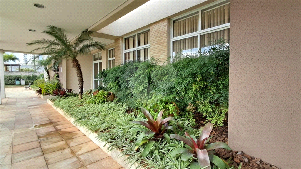 Apartamento à Venda | 78 m² | 3 dormitórios (1 suíte) | 2 vagas na Vila Maria Alta!