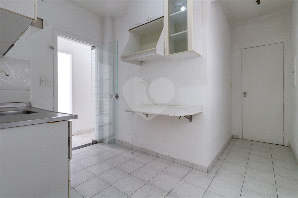 APARTAMENTO em HIGIENÓPOLIS