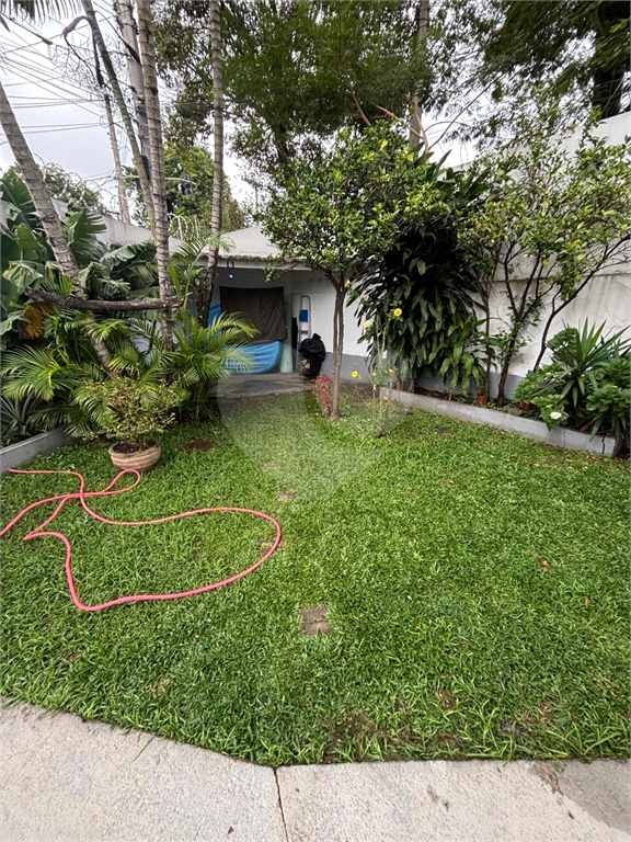 SOBRADO em CASA VERDE