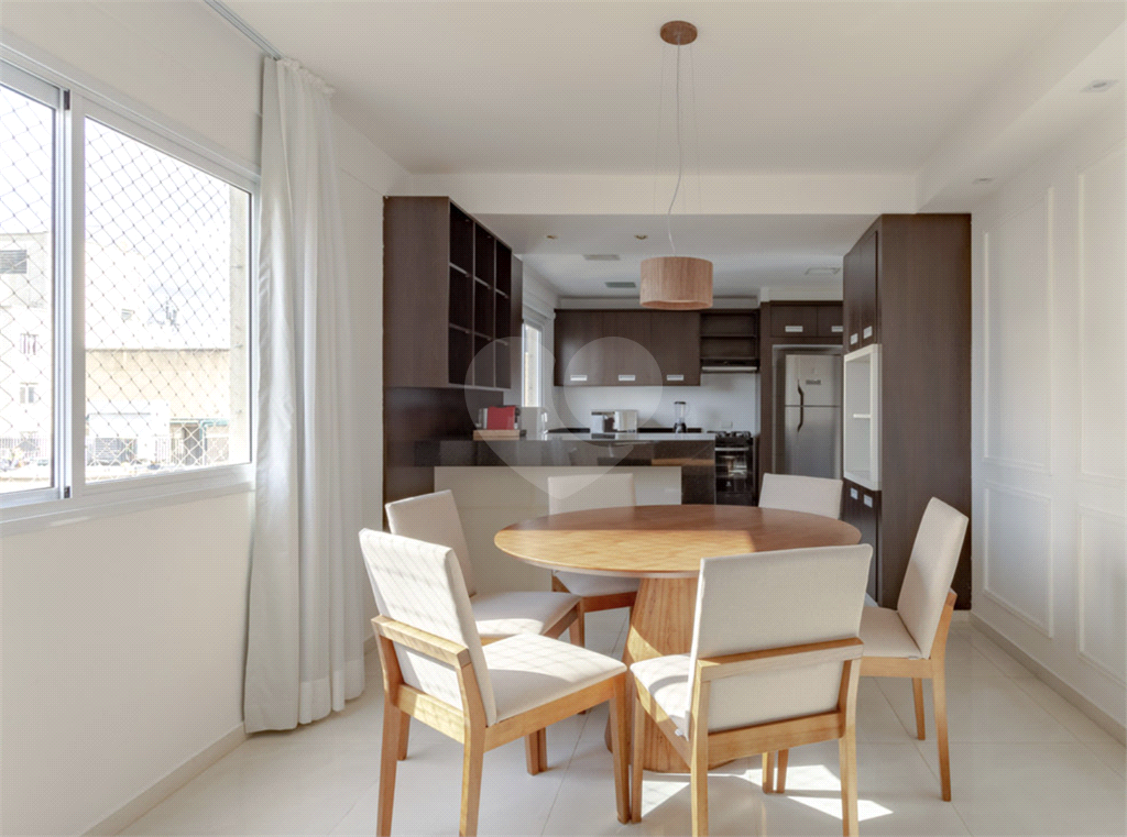 APARTAMENTO em ITAIM BIBI