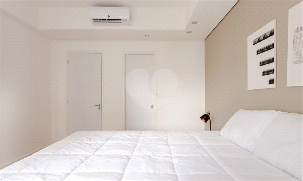 APARTAMENTO em ITAIM BIBI