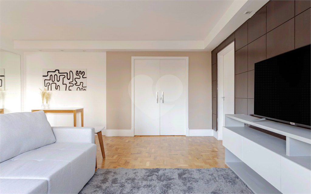 APARTAMENTO em ITAIM BIBI