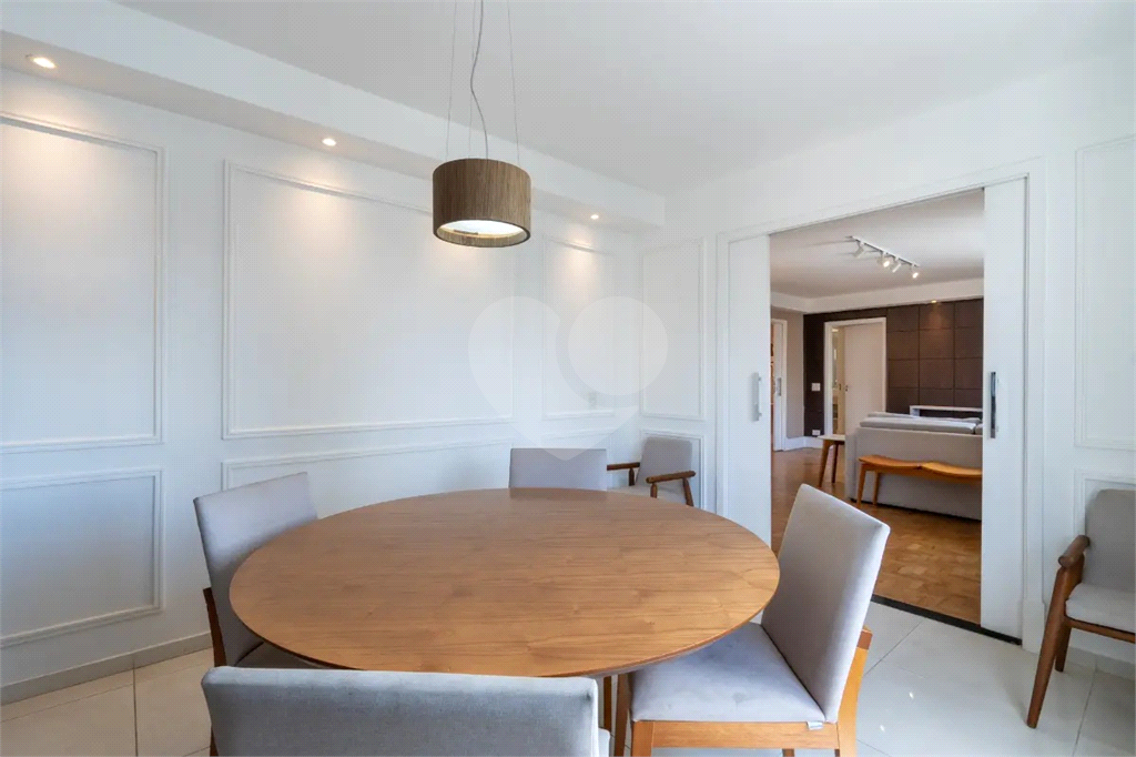 Apartamento para venda em Itaim Bibi 187m² - PORTEIRA FECHADA