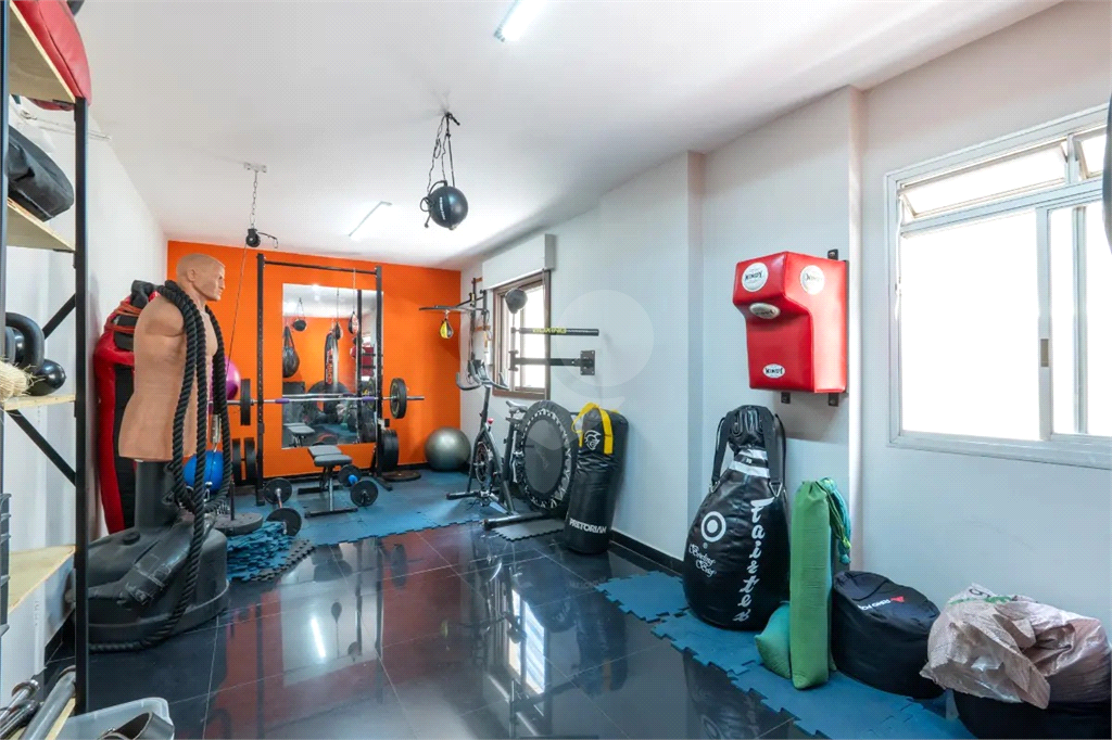 Apartamento para venda em Itaim Bibi 187m² - PORTEIRA FECHADA