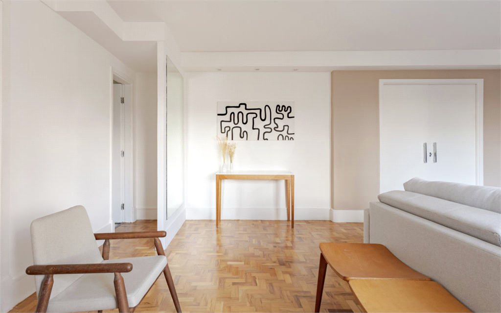 APARTAMENTO em ITAIM BIBI