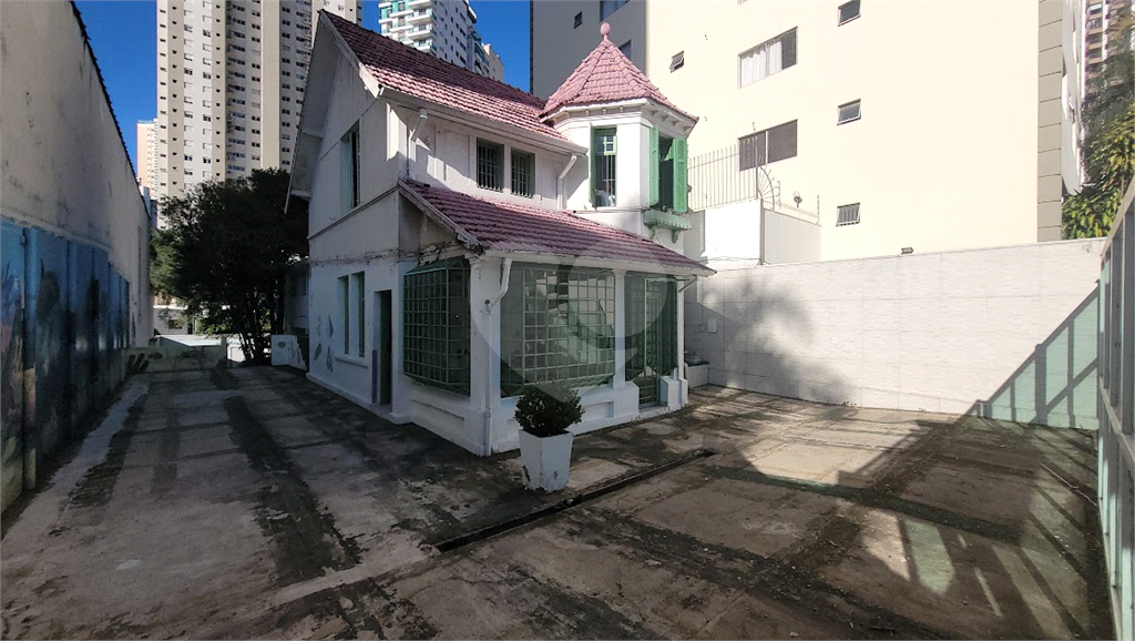 Excelente PRÉDIO comercial no Alto de Santana