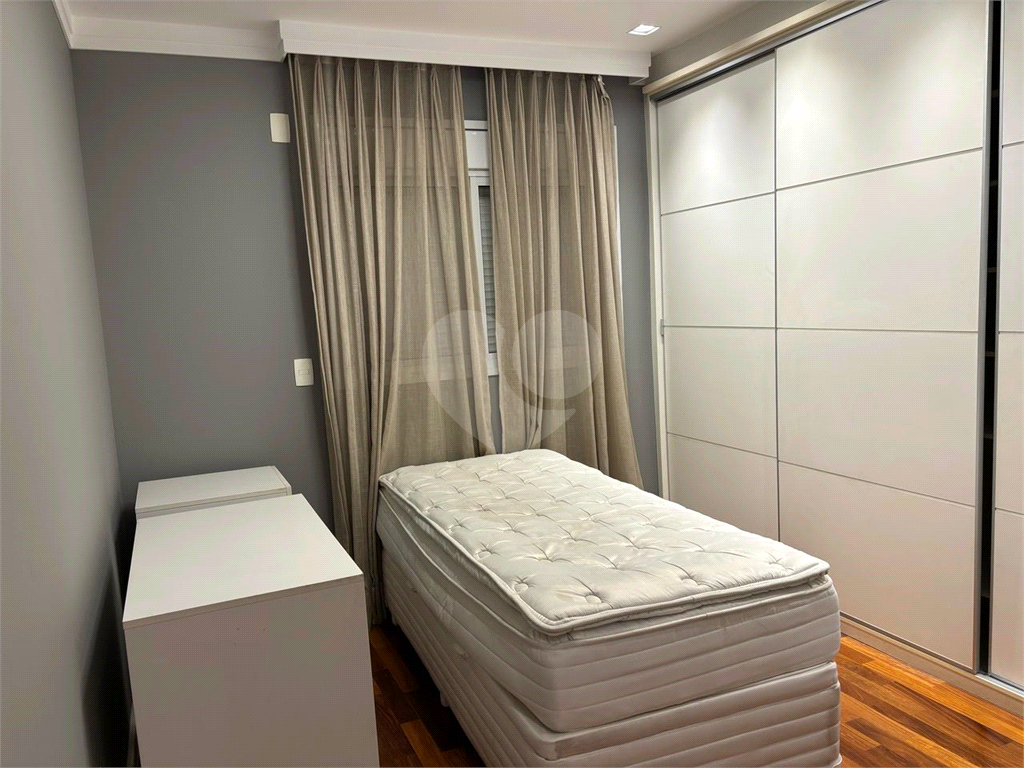 Apartamento com 3 suites, todo mobiliado, pronto para morar