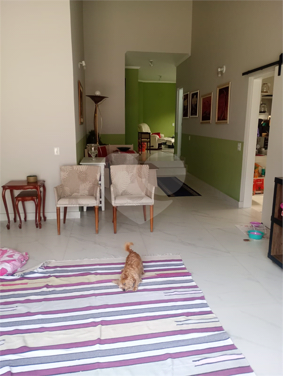 SOBRADO em SANTANA DE PARNAÍBA