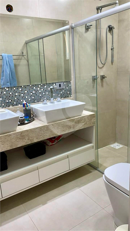 SOBRADO em JARDIM RESIDENCIAL SANTA LUIZA