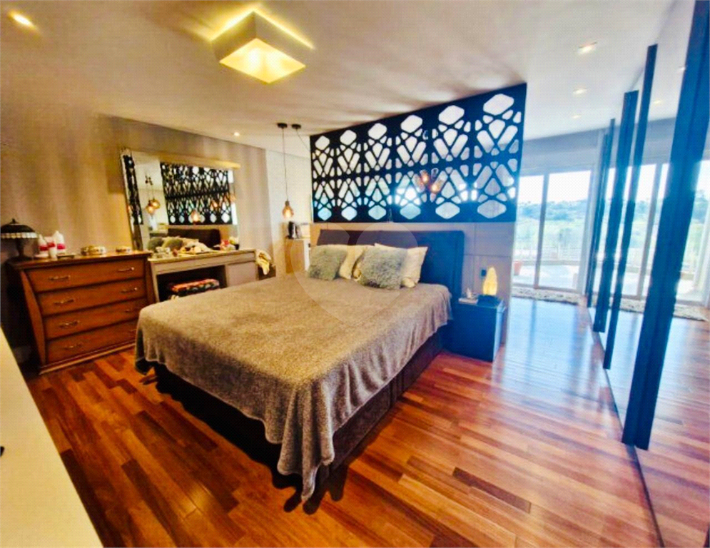 SOBRADO em JARDIM RESIDENCIAL SANTA LUIZA