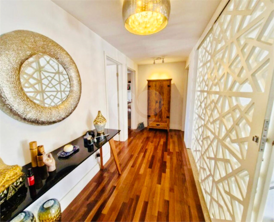 SOBRADO em JARDIM RESIDENCIAL SANTA LUIZA
