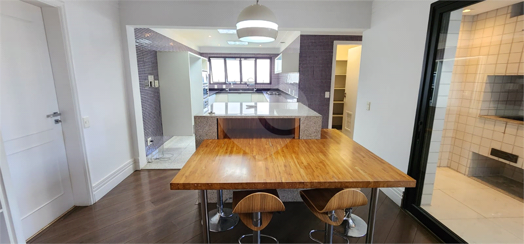 APARTAMENTO em PANAMBY