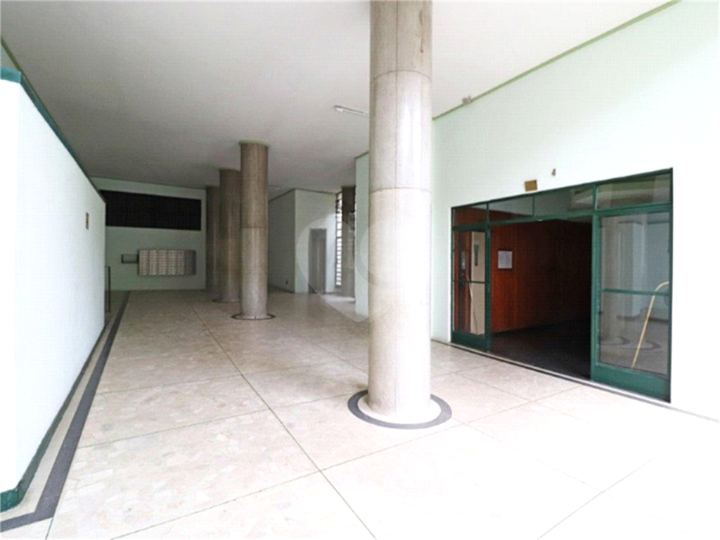 Apartamento à venda com 2 quartos, 136m² - Foto 17