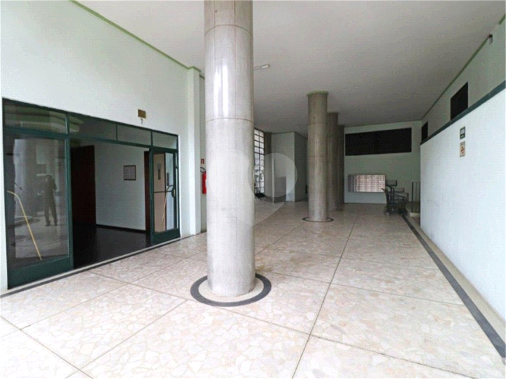 Apartamento à venda com 2 quartos, 136m² - Foto 16