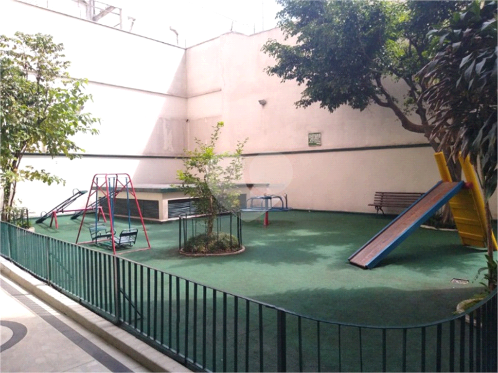 Apartamento à venda com 2 quartos, 136m² - Foto 21