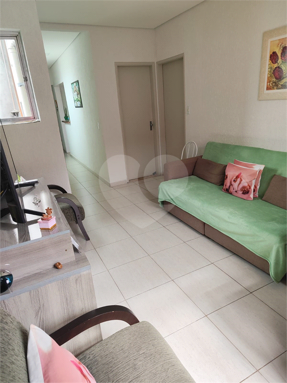 APARTAMENTO em CAMBUCI