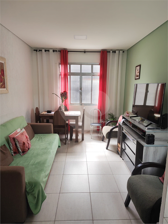APARTAMENTO em CAMBUCI