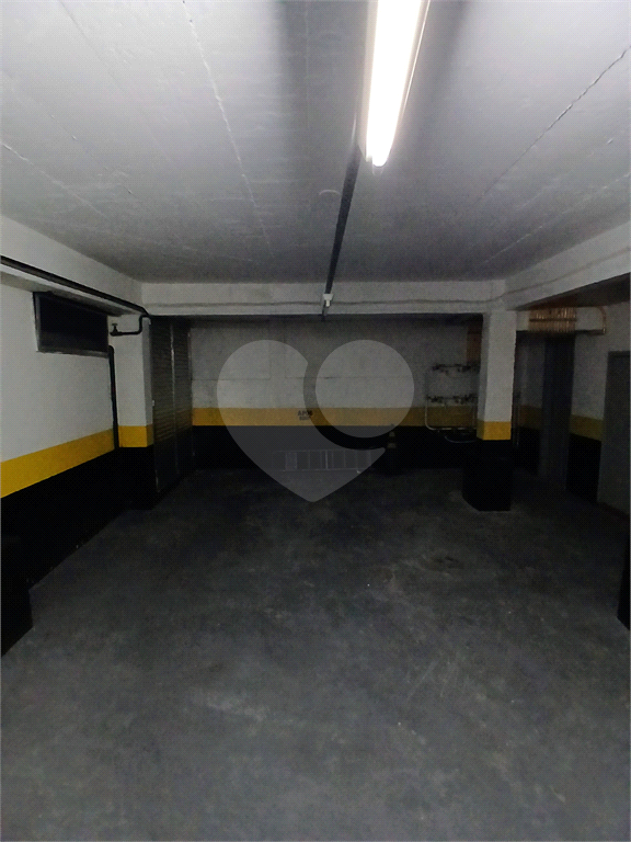 Apto 2 quartos vaga de garagem e depósito privativo