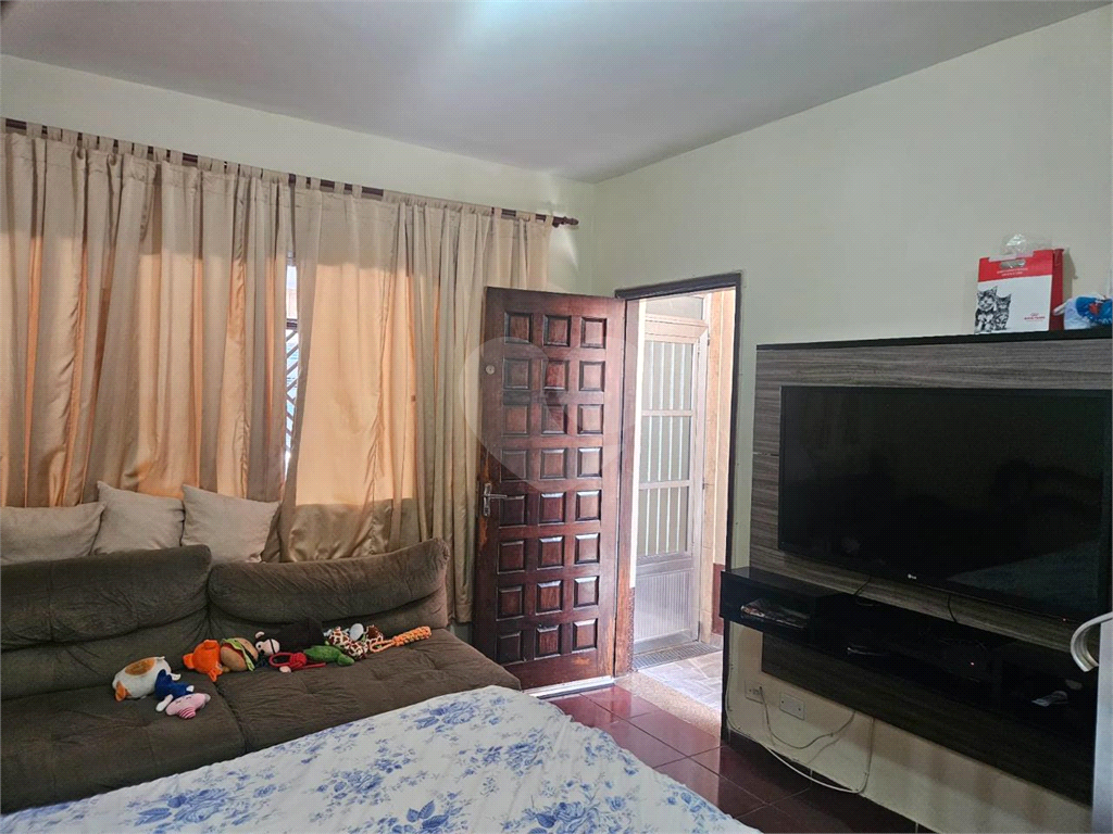 Sobrado na Vila Sabrina: Oportunidade imperdível! Venham conhecer