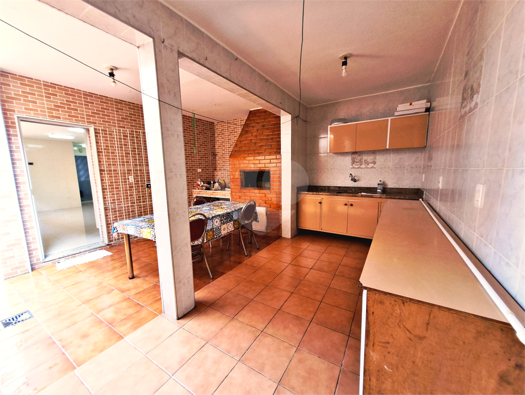 VENDA - Sobrado com 144m² | 3 dormitórios (1 suíte) | 2 vagas | Terraço Amplo e Pronto para Morar no Jardim Guança 