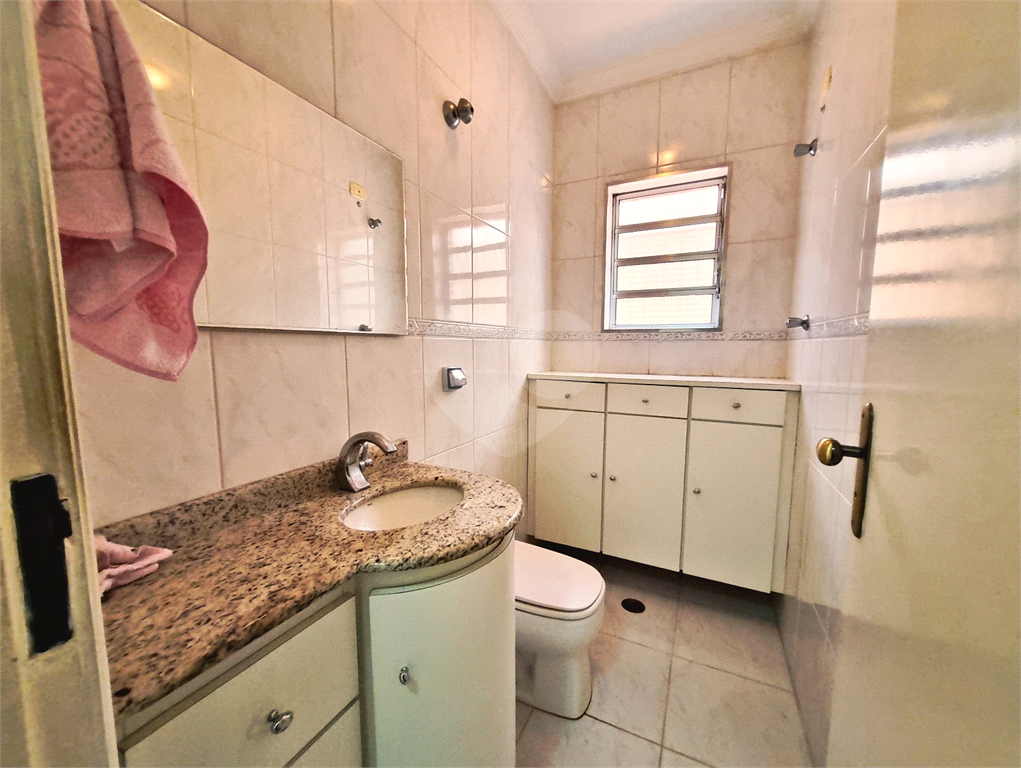 VENDA - Sobrado com 144m² | 3 dormitórios (1 suíte) | 2 vagas | Terraço Amplo e Pronto para Morar no Jardim Guança 