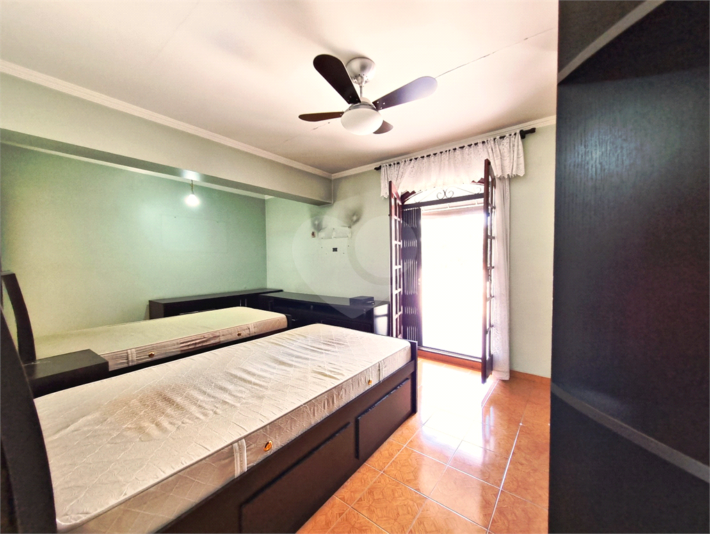 VENDA - Sobrado com 144m² | 3 dormitórios (1 suíte) | 2 vagas | Terraço Amplo e Pronto para Morar no Jardim Guança 