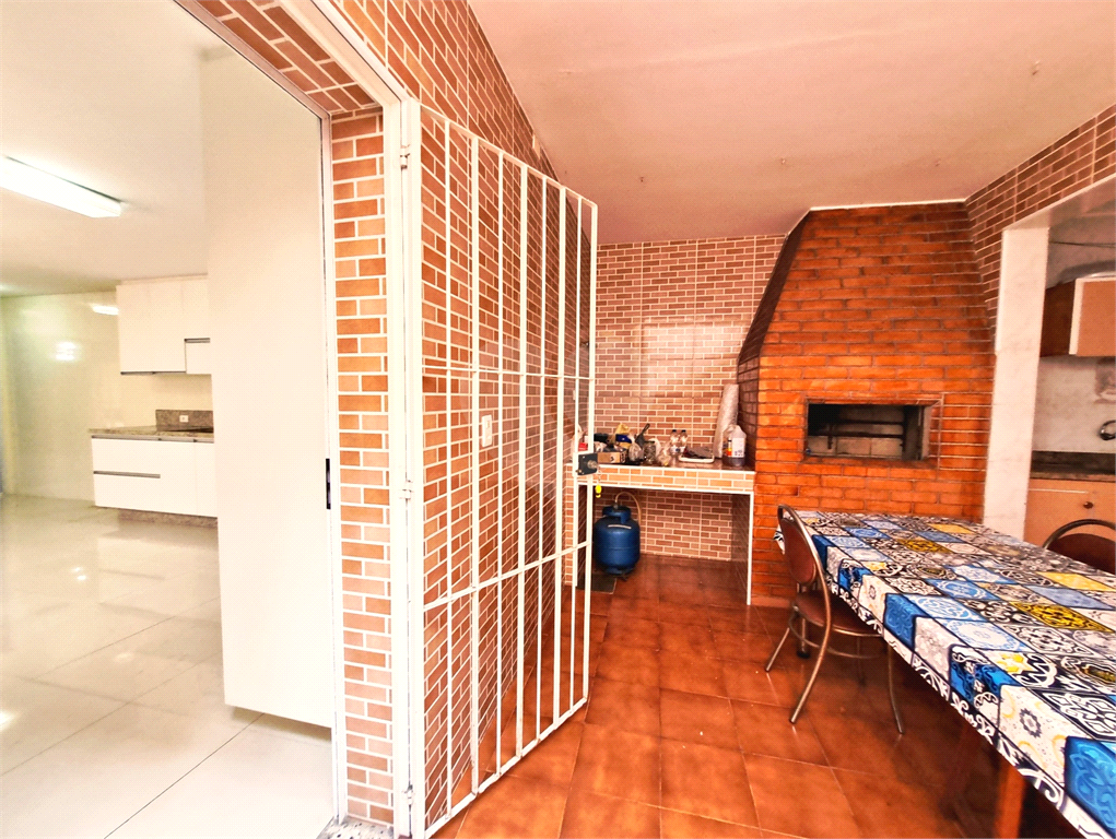 VENDA - Sobrado com 144m² | 3 dormitórios (1 suíte) | 2 vagas | Terraço Amplo e Pronto para Morar no Jardim Guança 