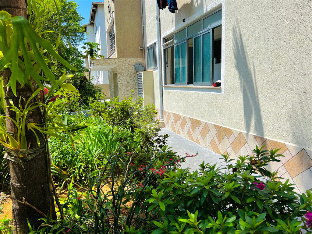 Apartamento à Venda Térreo - 3 dormitórios - 90 metros 