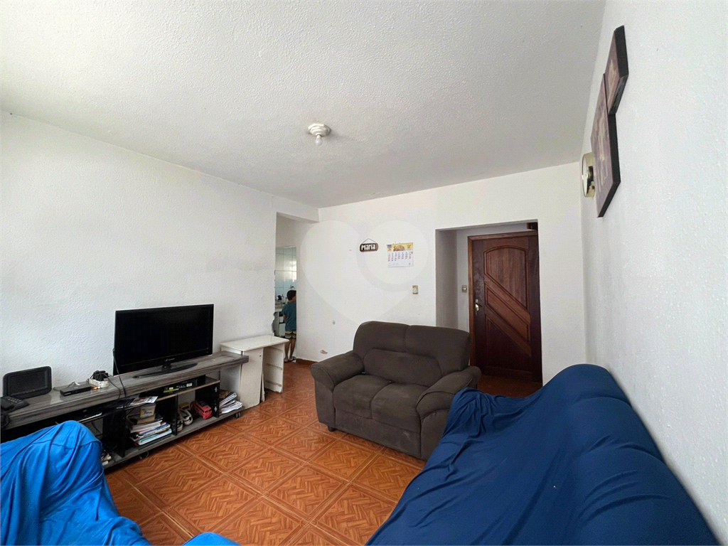 Apartamento à Venda Térreo - 3 dormitórios - 90 metros 