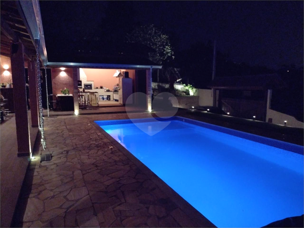 Chácara à venda| 112m² | 3 dormitórios ( 1suíte) | 4 vagas| Itu | SP!

