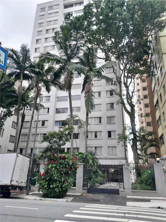 APARTAMENTO em HIGIENÓPOLIS