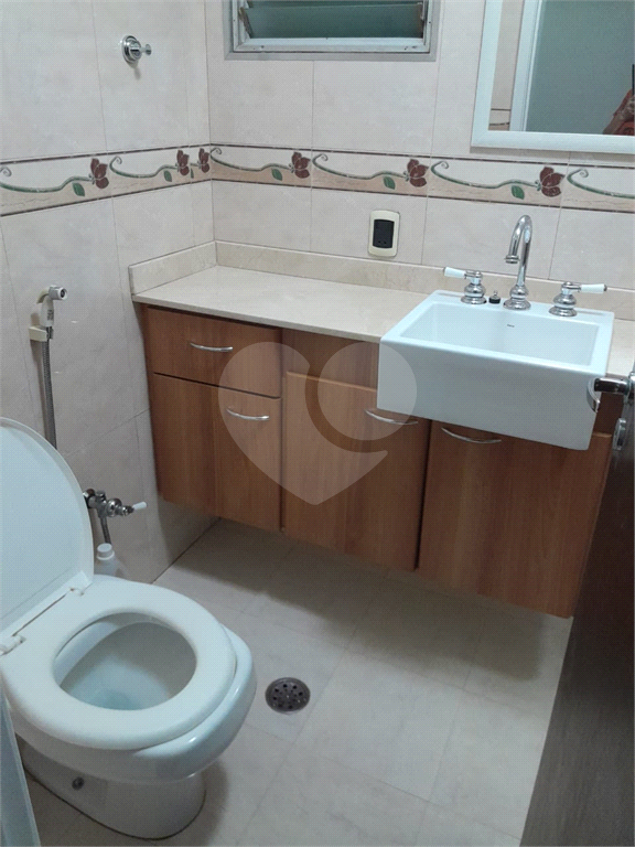 APARTAMENTO em HIGIENÓPOLIS